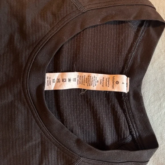 Lululemon long sleeve swiftly top in black - Picture 3 of 6